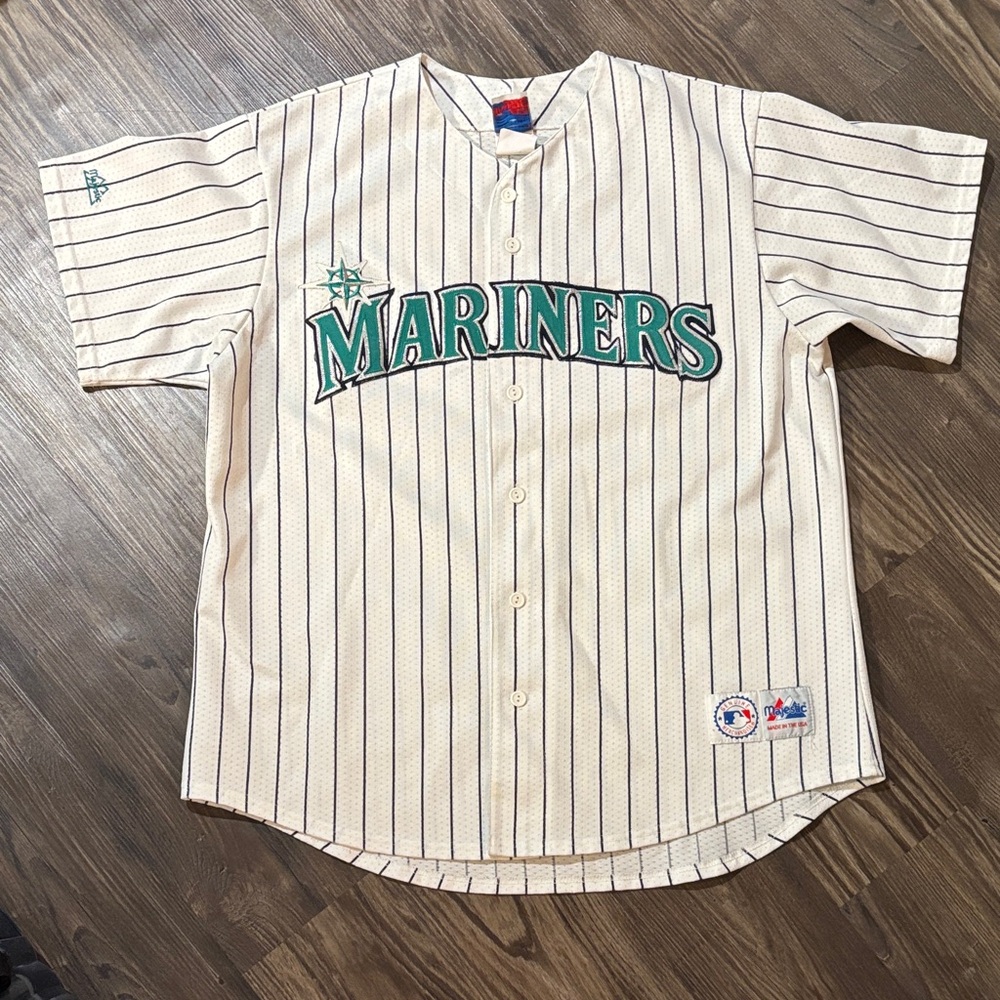 Vintage Seattle Mariners baseball jersey